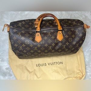 LV Monogram Speedy 40